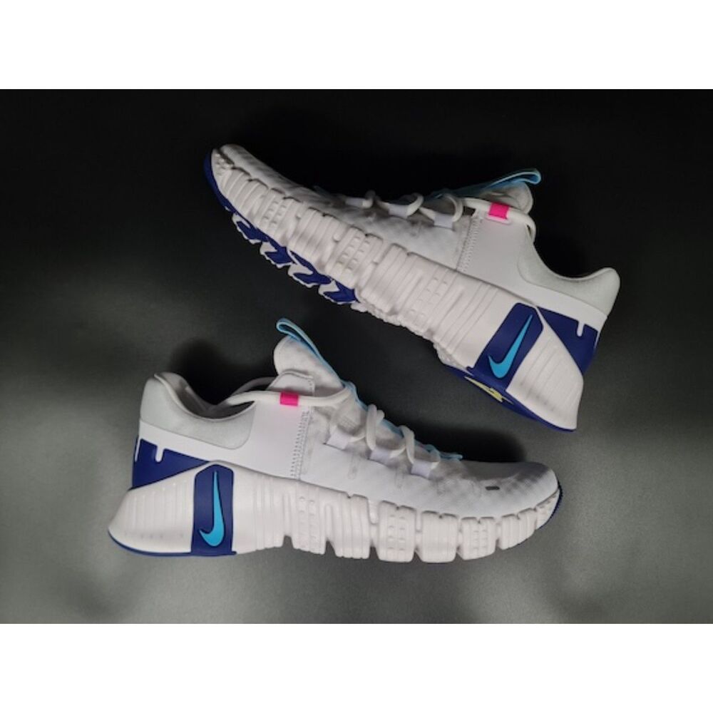 Nike Free Metcon 5. White Aquarius Blue (Women's). Size 8.5 - DV3950-103